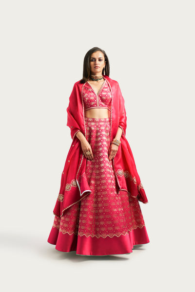 MALABAR FUCHSIA LEHENGA SET